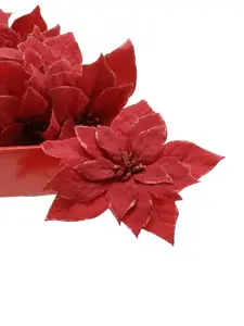 14cm red velvet clip poinsettia in pdq