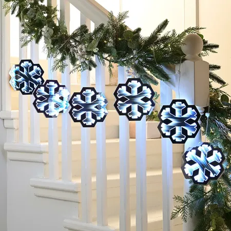 175cm Infinity Garland with 6 Snowflakes