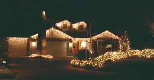 240 Snowing Icicle Lights - Warm White - 4 way