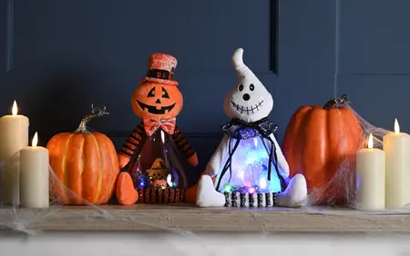 26cm Light Up Sitting Pumpkin or Ghost Halloween Decoration