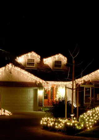 720 snowing icicle lights - warm white - 4 way - image 2