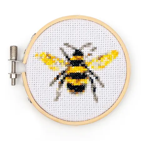 Bee Minicross Stitch Embroiderykit - image 2