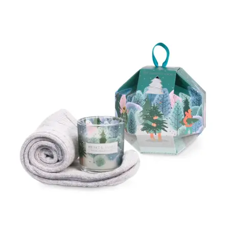 Candle & Socks Gift Set - image 1