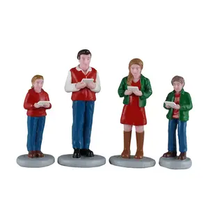 CAROLING FAMILY, SET OF 4