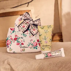 Cath Kidson WILD FLOWERS WILD WOMEN Mini Hand & Lip Bag (Hand Cream 50ml, Lip Balm 10ml) - image 3