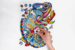 Chameleon 195 Piece Wooden Jigsaw Puzzle - image 3