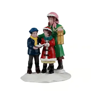 CHRISTMAS DAY CAROLERS