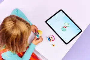 Disney Princess - Mini Anna & Elsa - image 7