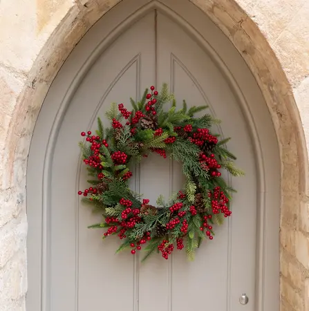 Empingham Berry Wreath 61cm