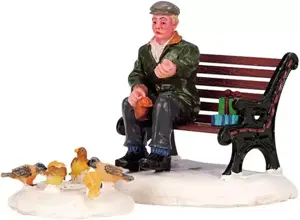 FEEDING PIGEONS,  SET OF 2