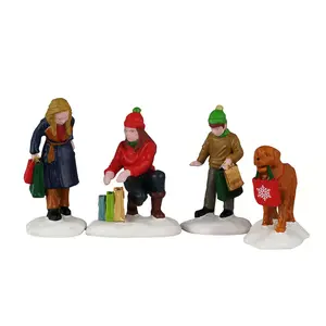 FESTIVE HOLIDAY SHOPPERS, SET OF 4