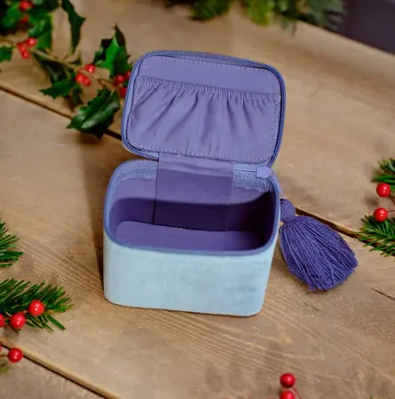 Festive Robin Velvet Jewellery Box With Embroidery And Beads - image 3