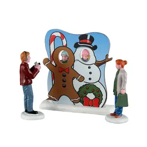 FROSTY PHOTO OP, SET OF 3