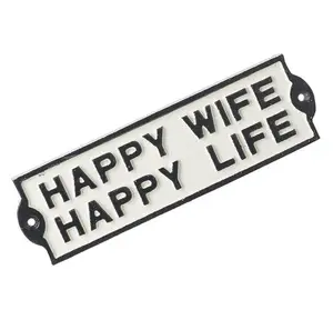 HAPPY WIFE CAST SIGN