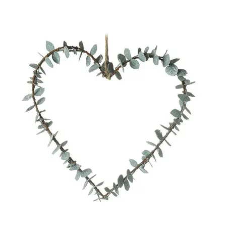 HEART WREATH WITH GREEN LEAVES