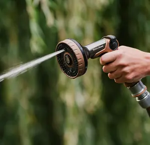 Kent & Stowe The Metal Spray Gun - image 3