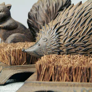 Lh61 - Hedgehog Boot Brush - image 4