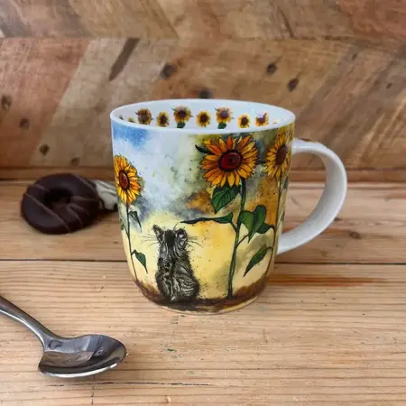 M96 Cat And Sunflowers Mug