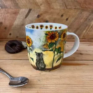 M96 Cat And Sunflowers Mug