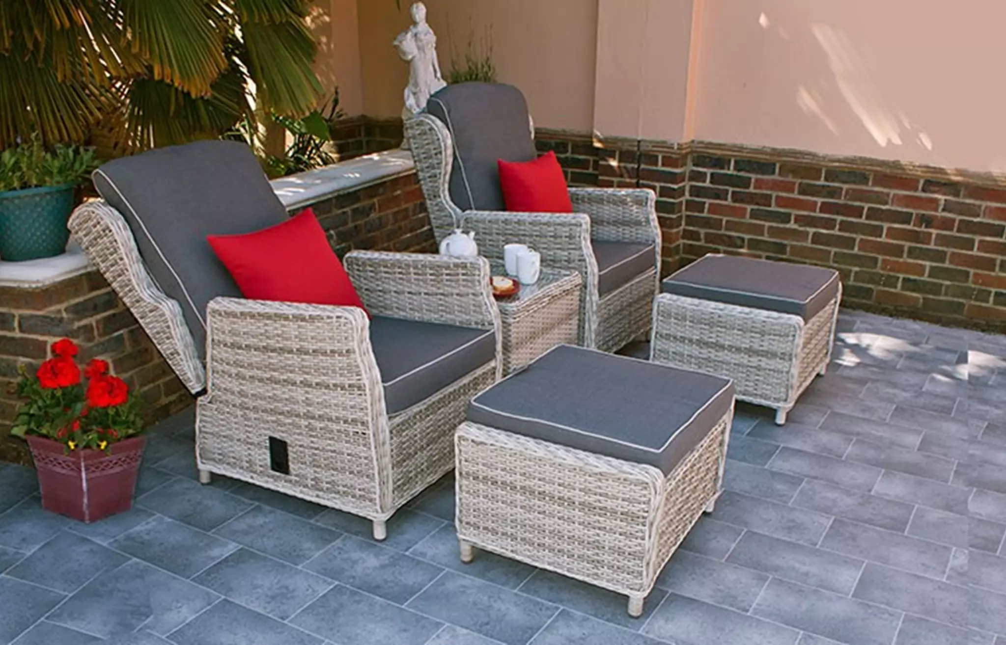 Manhattan rattan garden furniture discount