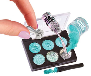 MGA's Miniverse - Make It Mini COSMETICS - image 3