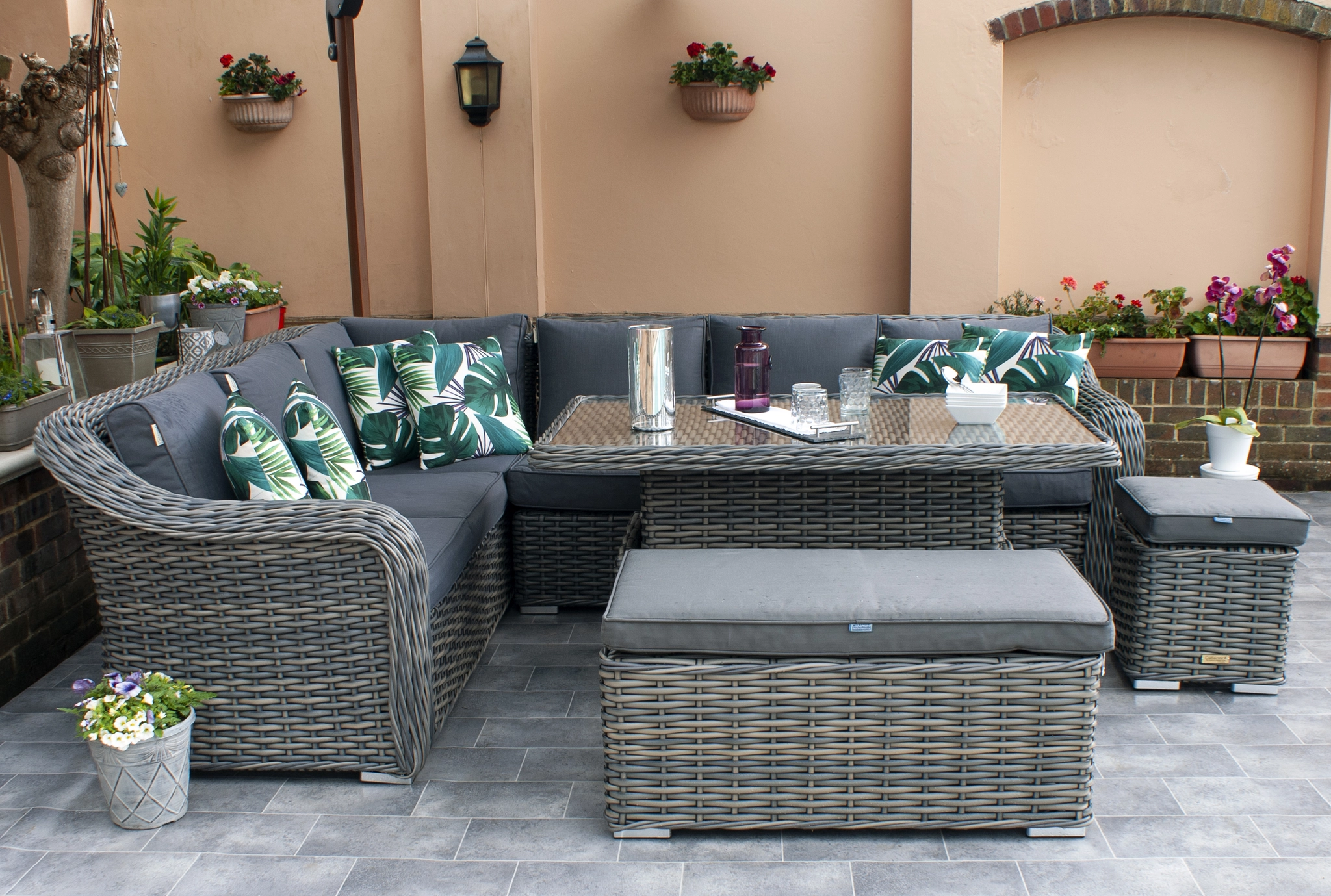 Miami Grande Corner Dining Set at Pennells