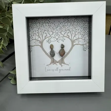 Mini Pebble - White - Love is all you need - image 1