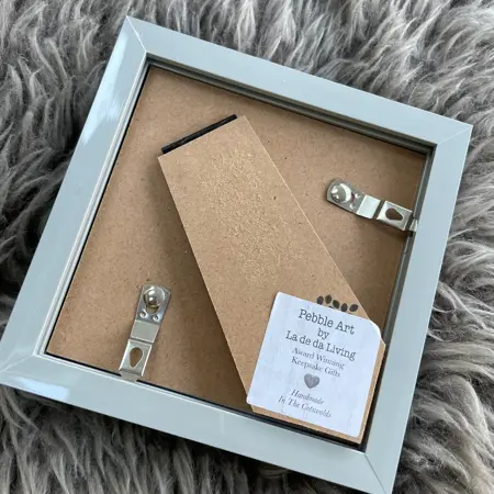 Mini Pebble - White - Love is all you need - image 3