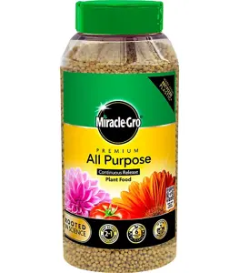 Miracle Gro Continuous Release Plant Food   900Gm