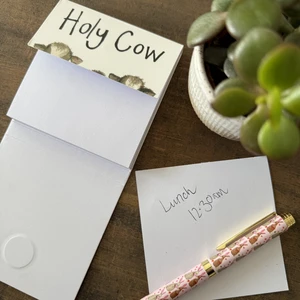 Mm06 Holy Cow Mini Magnetic Notepad - image 3