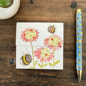 Mm12 Bee & Flower Mini Magnetic Notepad - image 1
