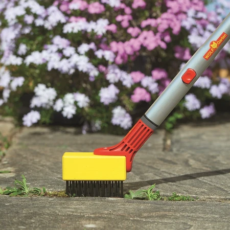 Multi-Change® Weeding Brush - image 2