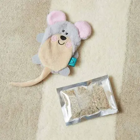 Refillable Catnip Mouse - sachet included