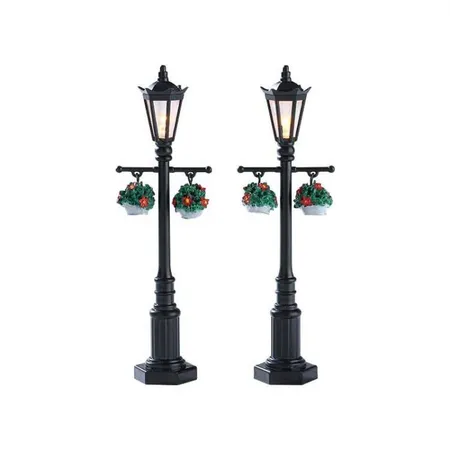 OLD ENGLISH LAMP POST,  SET OF 2, BATTERY OPERATED (4.5V)