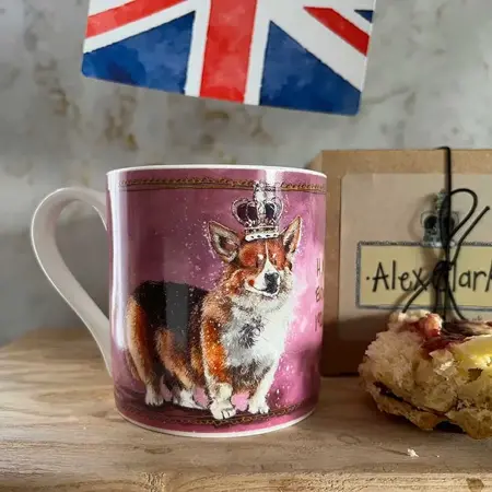 QE01 Queen Elizabeth Mug