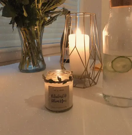 Rhubarb & Plum Noir Candle (190g) from Ivy & Twine - image 2