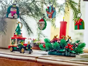 Santa's Delivery Truck - image 4