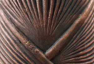 Serene Lady - image 4