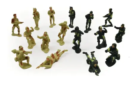 Soldier World 16Pc Set - image 1