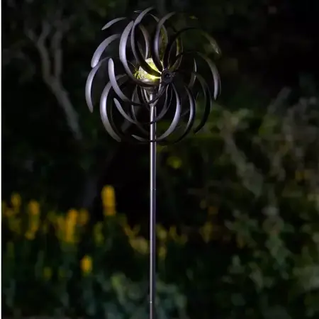Spiro Solar Wind Spinner - image 1