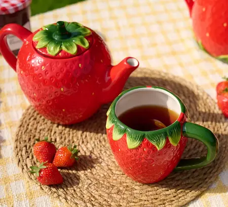 The Cottage Garden Mug - Strawberry - image 2
