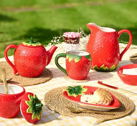 The Cottage Garden Sugar Bowl - Strawberry - image 3