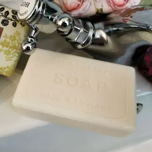 The English Soap Company 190g Anniversary Rose & Peony - image 4