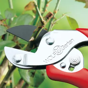 Wolf-Garten General Purpose Anvil Secateurs - image 2