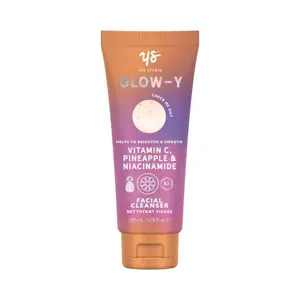 Yes Studio 200ml Facial Cleanser - Vitamin C  Pineapple & Niacinamide